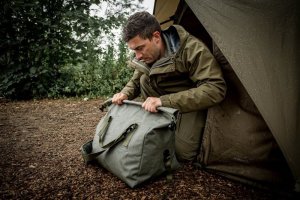 Trakker Downpour Roll-Up Carryall Nepremokavá taška na lehátko